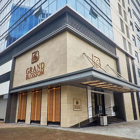 Radisson Mumbai Goregaon Ngoại thất bức ảnh