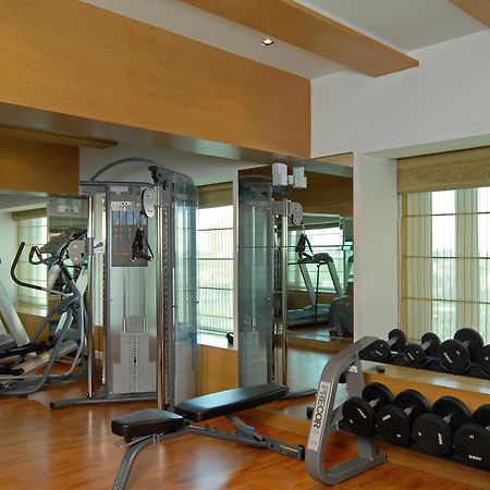 Radisson Mumbai Goregaon Ngoại thất bức ảnh