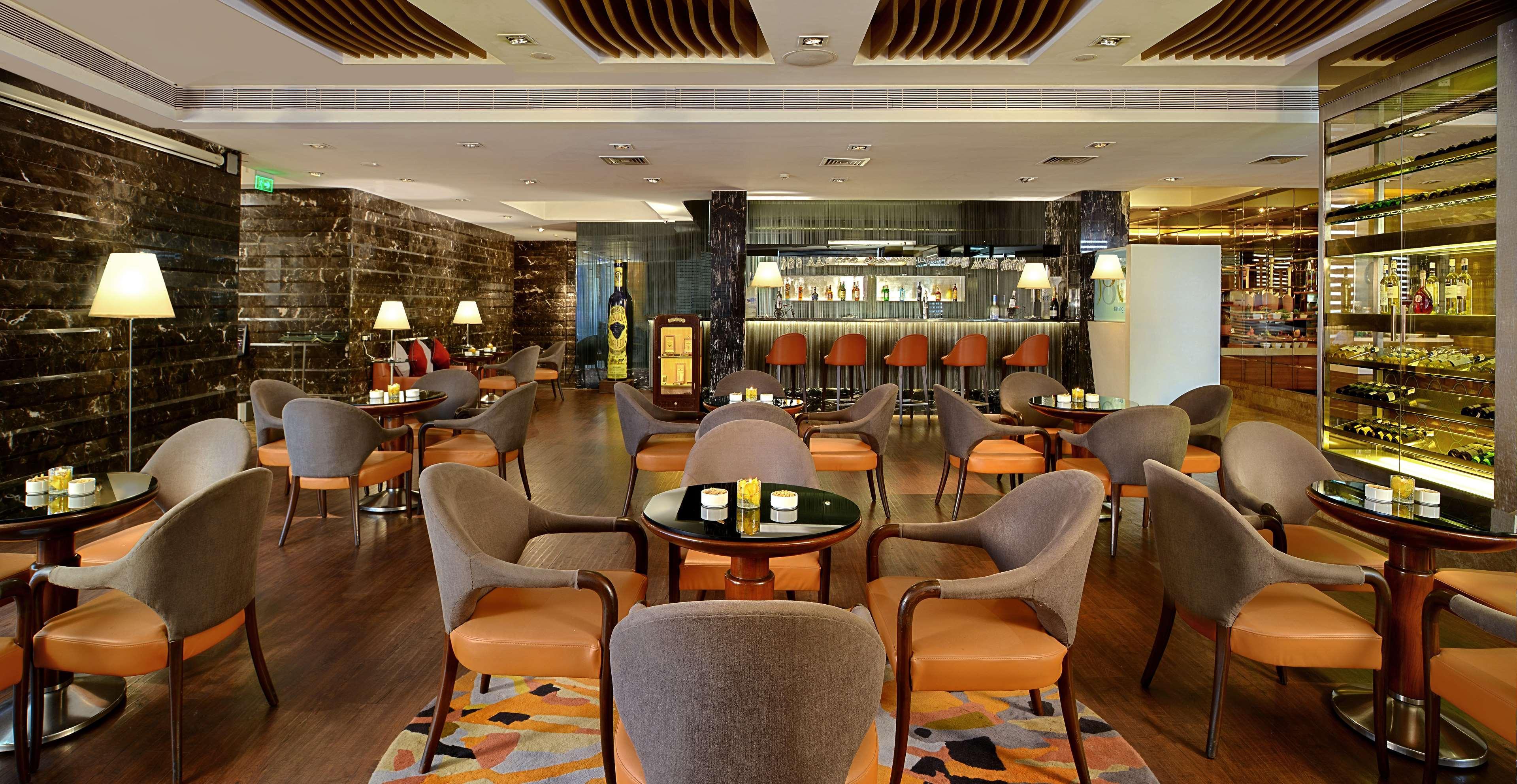Radisson Mumbai Goregaon Ngoại thất bức ảnh