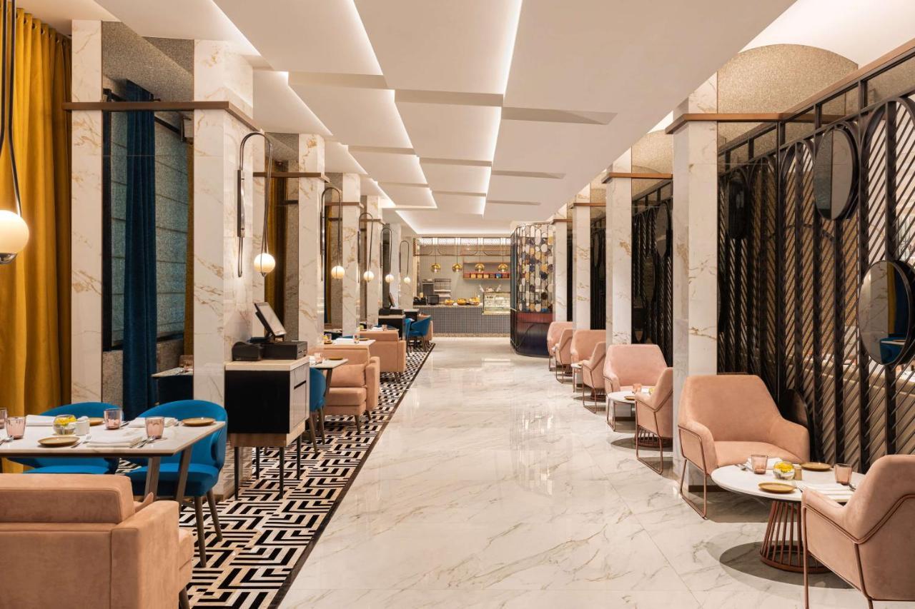 Radisson Mumbai Goregaon Ngoại thất bức ảnh