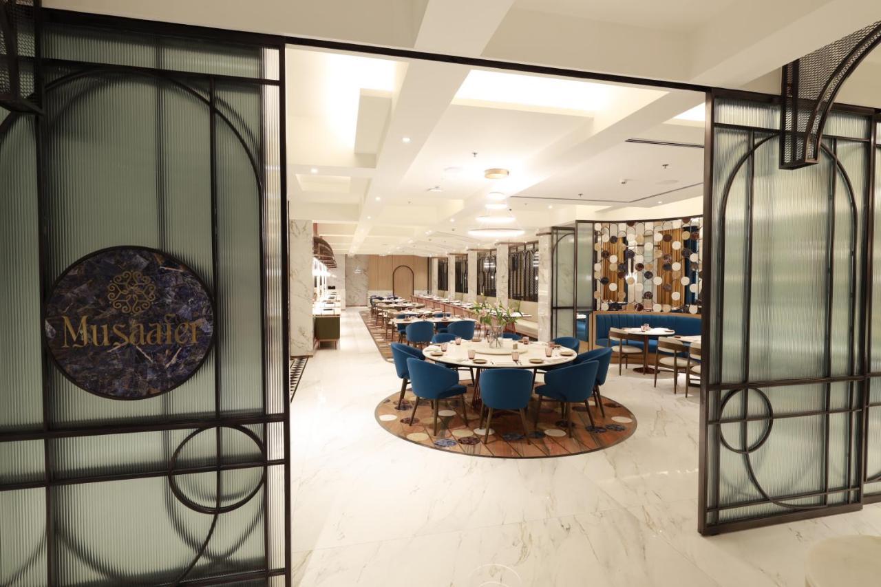 Radisson Mumbai Goregaon Ngoại thất bức ảnh