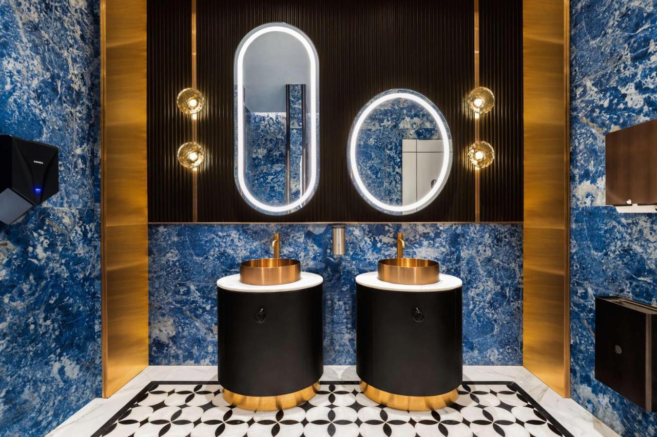 Radisson Mumbai Goregaon Ngoại thất bức ảnh