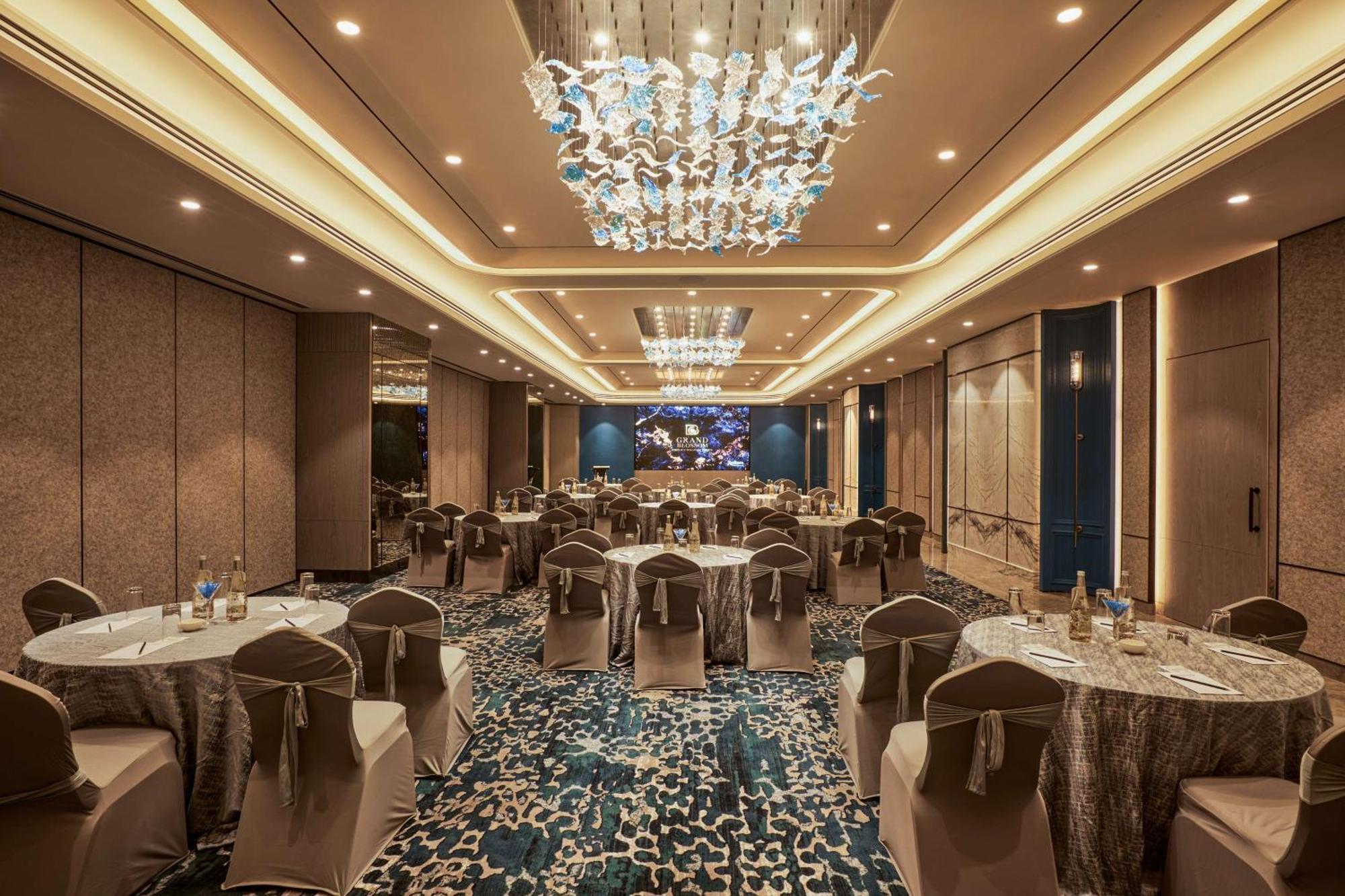 Radisson Mumbai Goregaon Ngoại thất bức ảnh