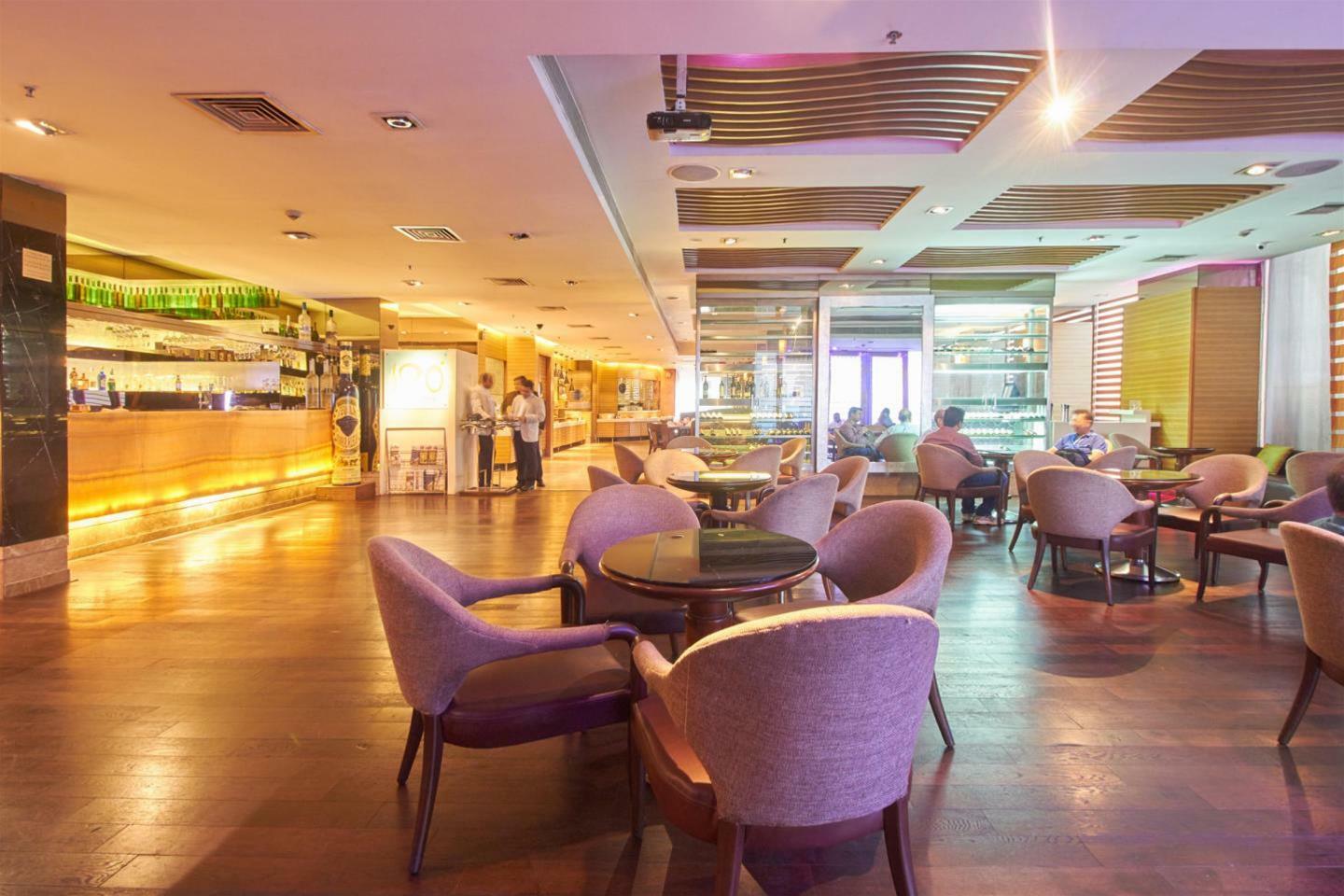 Radisson Mumbai Goregaon Ngoại thất bức ảnh
